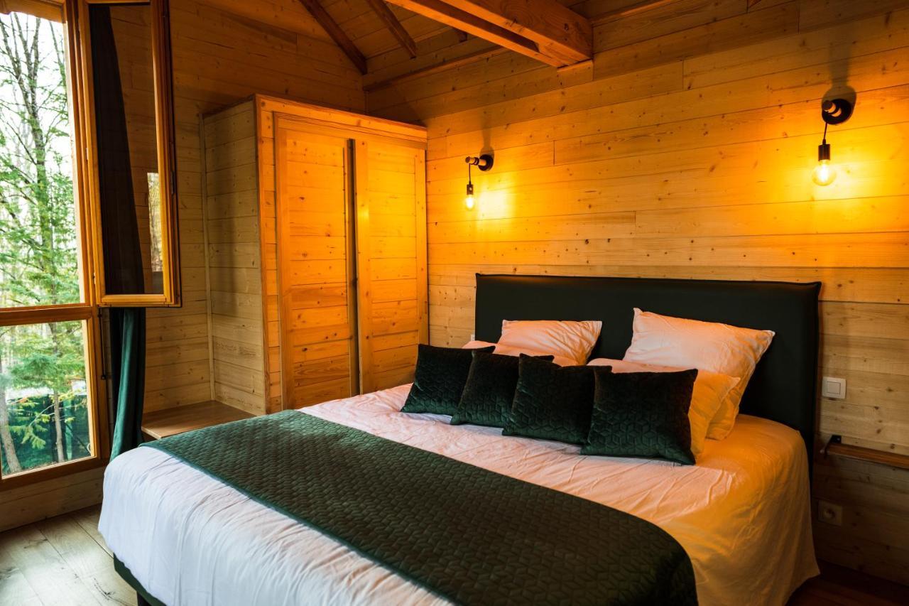 Charmante Cabane Dans Les Arbres Avec Jacuzzi Et Sauna Boismorand Eksteriør billede