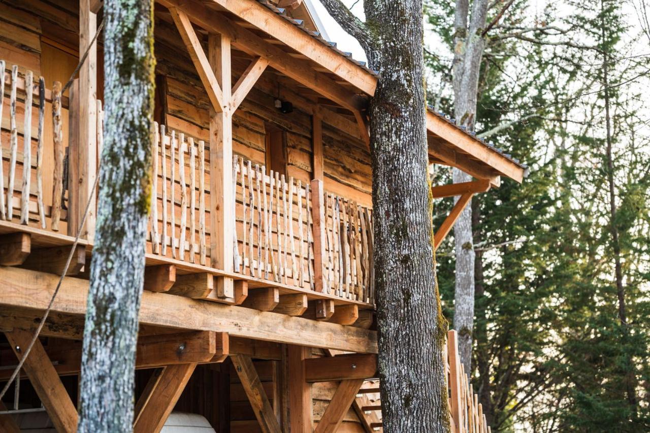 Charmante Cabane Dans Les Arbres Avec Jacuzzi Et Sauna Boismorand Eksteriør billede