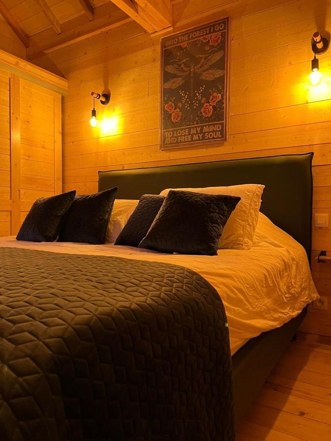 Charmante Cabane Dans Les Arbres Avec Jacuzzi Et Sauna Boismorand Eksteriør billede
