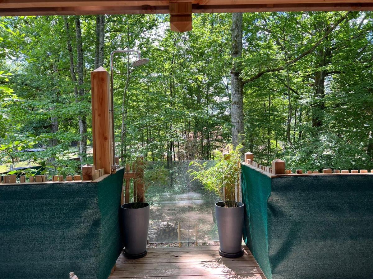 Charmante Cabane Dans Les Arbres Avec Jacuzzi Et Sauna Boismorand Eksteriør billede